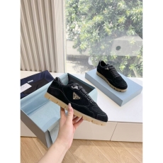 Prada Low Shoes